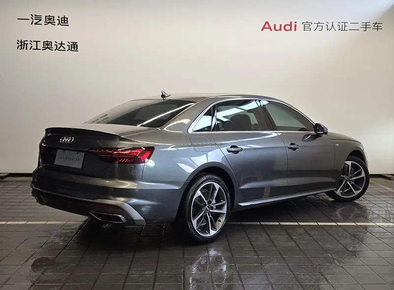 Audi A4L — фото 4