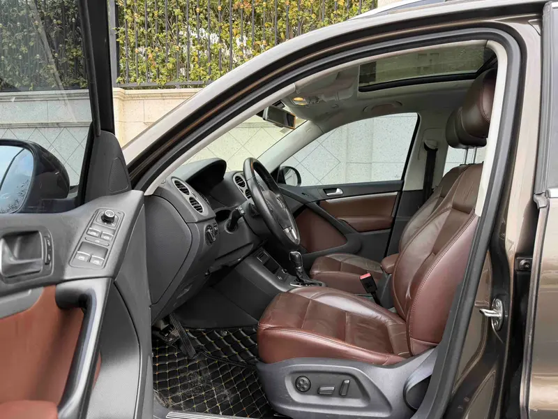 Volkswagen Tiguan — фото 9