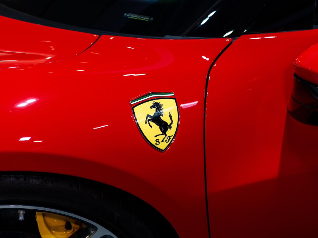 Ferrari 296: фотография 6 из 22