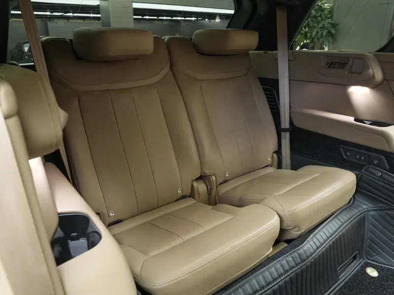 Land Rover Range Rover 3.0 L6 400PS 7 мест — фото 13