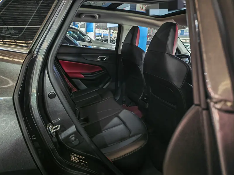 Changan CS 55 PLUS 1.5 T DCT — фото 11