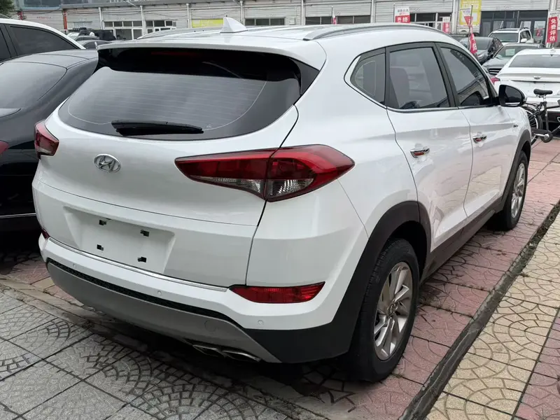Hyundai Tucson — фото 6