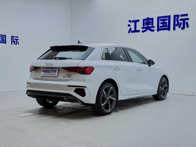 Audi A3 id 4368134 из Китая 18