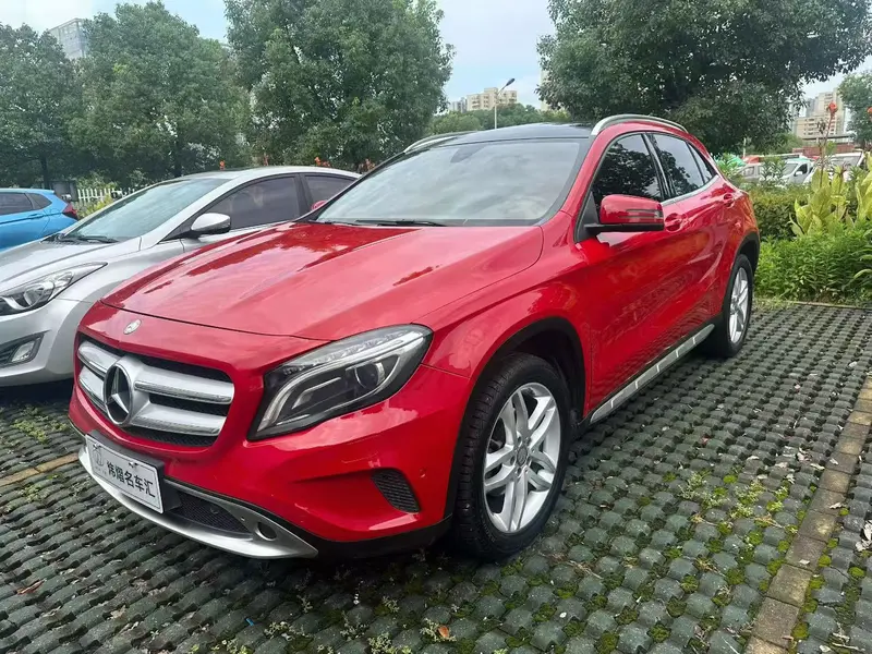 Mercedes-Benz GLA — фото 1