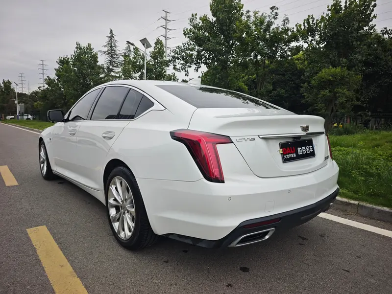 Cadillac CT5 — фото 5