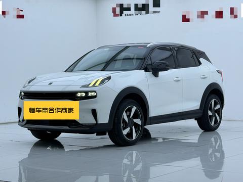 Lynk & Co 06