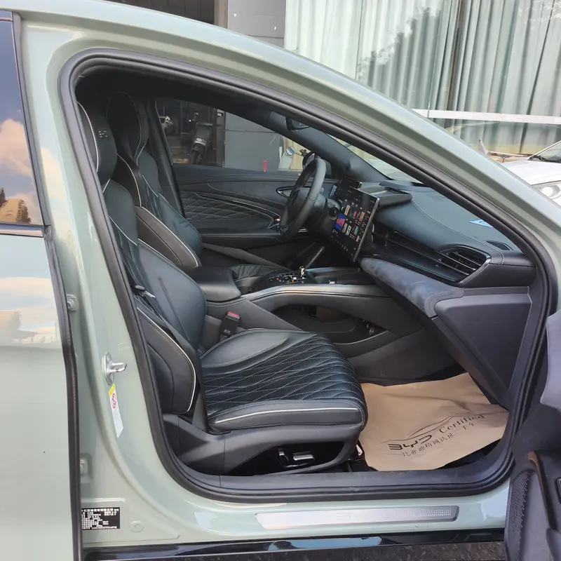 BYD Seal — фото 8