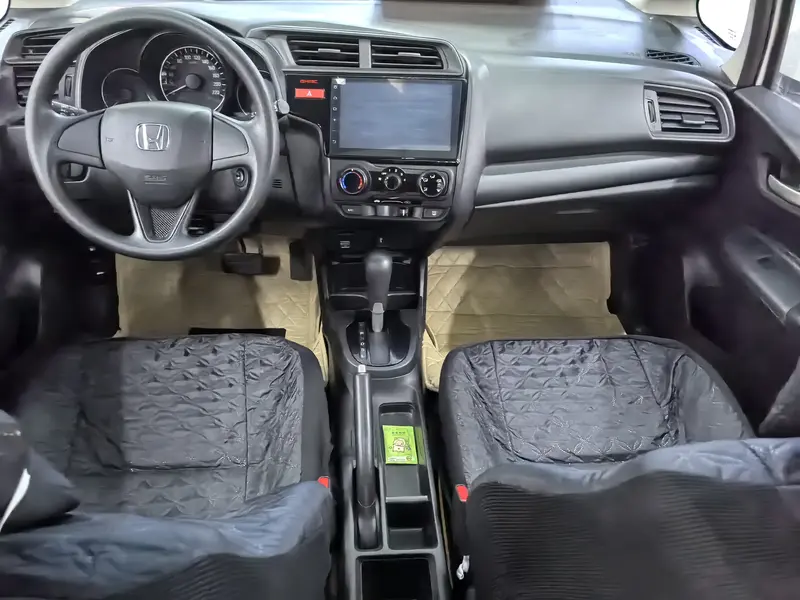 Honda Fit — фото 7