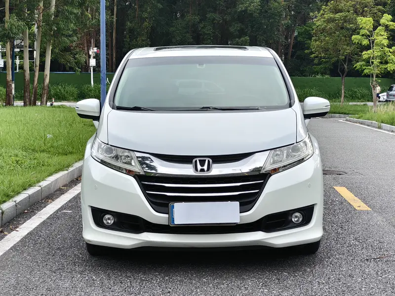 Honda Odyssey — фото 2