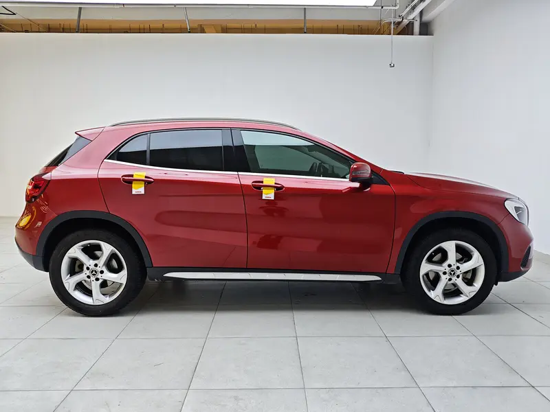 Mercedes-Benz GLA — фото 8