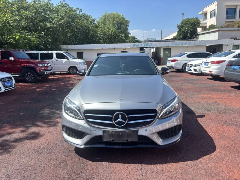Mercedes-Benz C-Class C 200 спорт — фото 2
