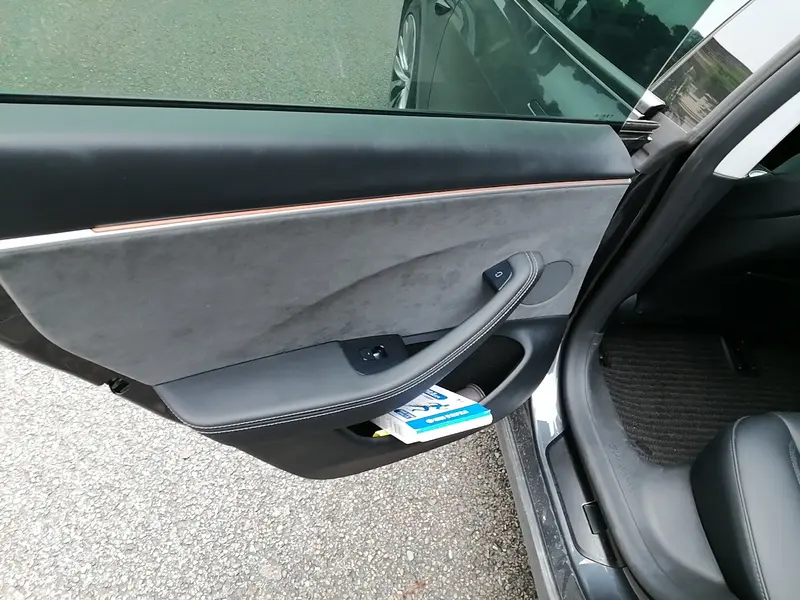 Tesla Model 3 — фото 17
