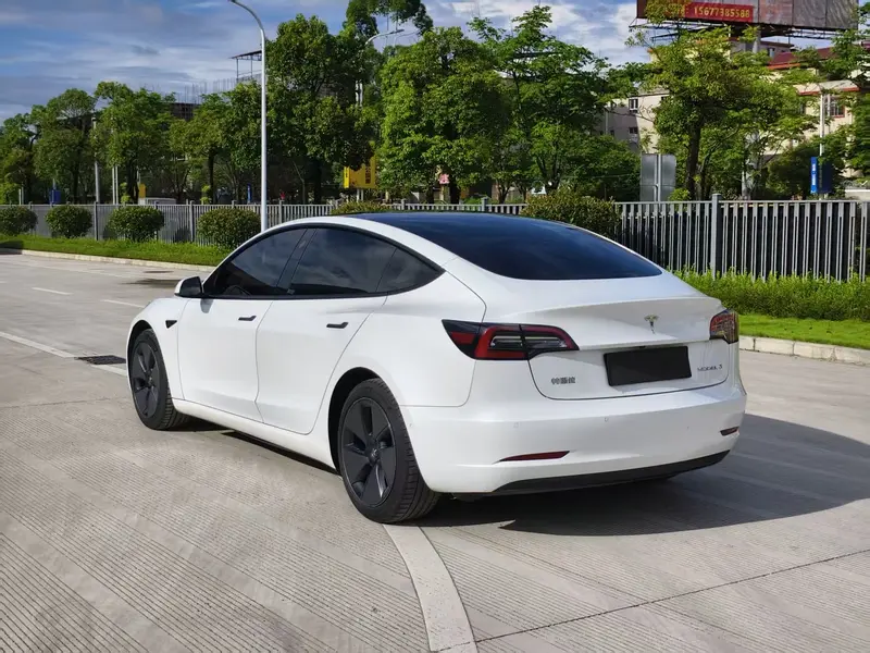 Tesla Model 3 RWD — фото 4