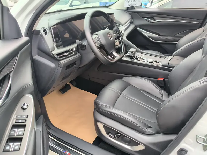 Changan CS 75 PLUS 2.0 T AT Flagship — фото 9