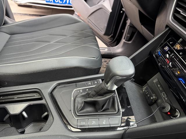 Volkswagen Tiguan L id 4387188 из Китая 17