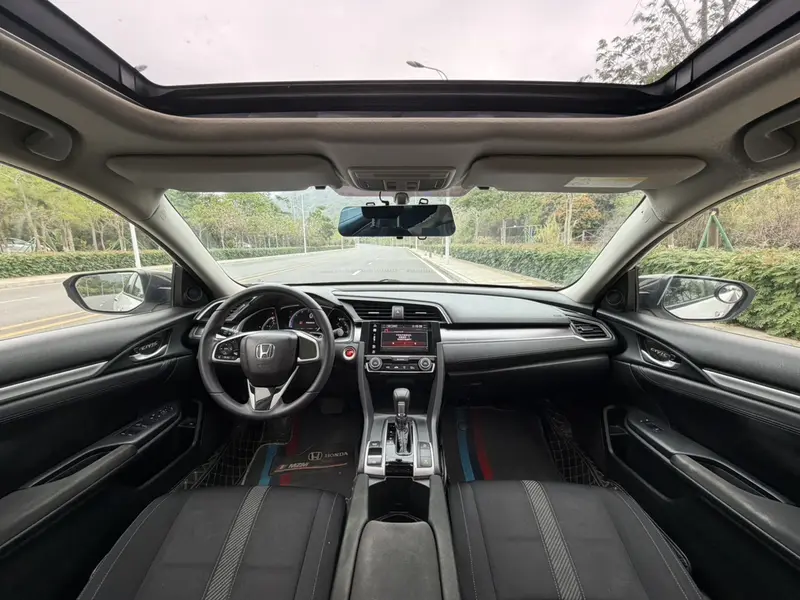 Honda Civic — фото 9