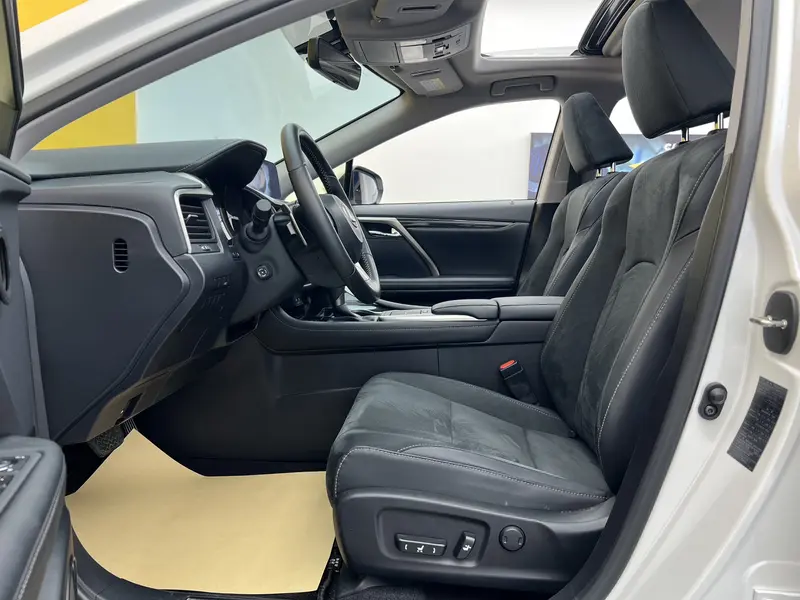 Lexus RX — фото 15