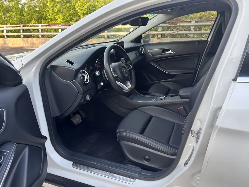 Mercedes-Benz GLA — фото 10