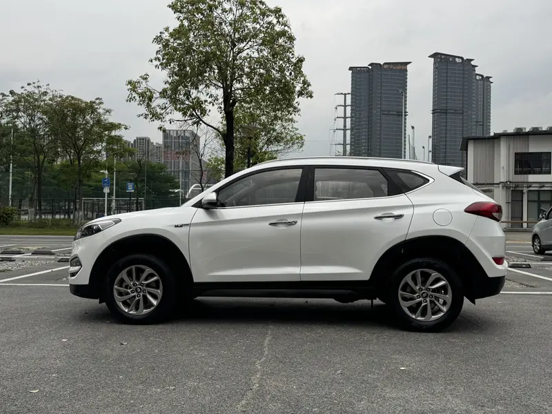 Hyundai Tucson — фото 4