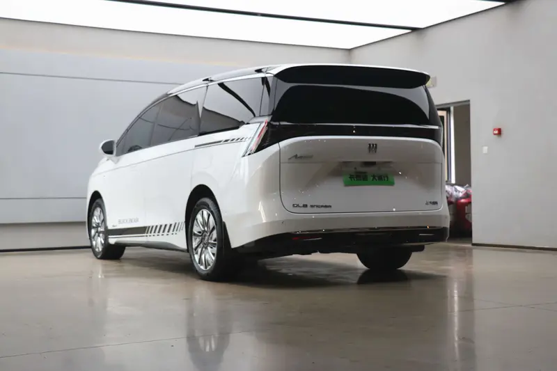 Buick Zhi Jing Shi Jia — фото 4