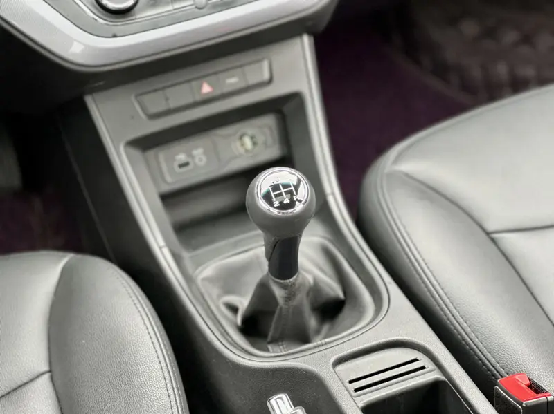 Roewe 360 PLUS 1.5 L MT Premium Plus — фото 13