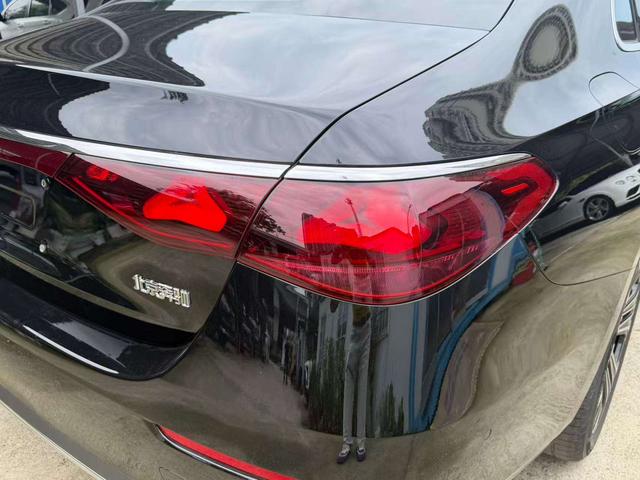 Mercedes-Benz E-class id 4387266 из Китая 22
