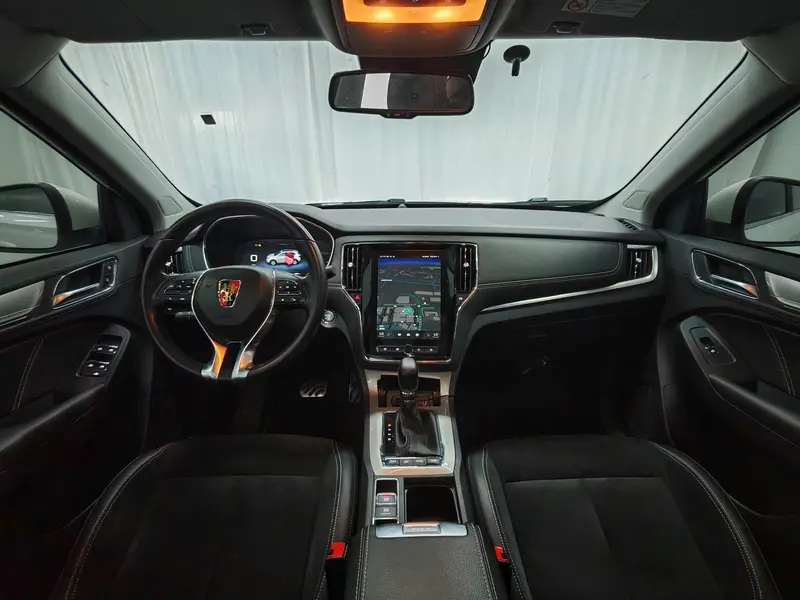 Roewe eRX5 — фото 14