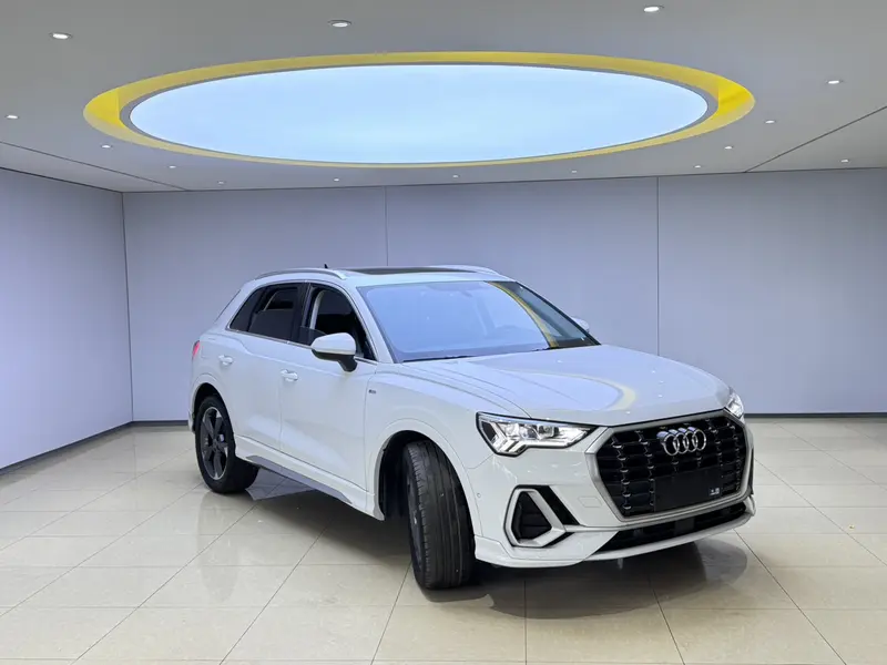 Audi Q3 — фото 3