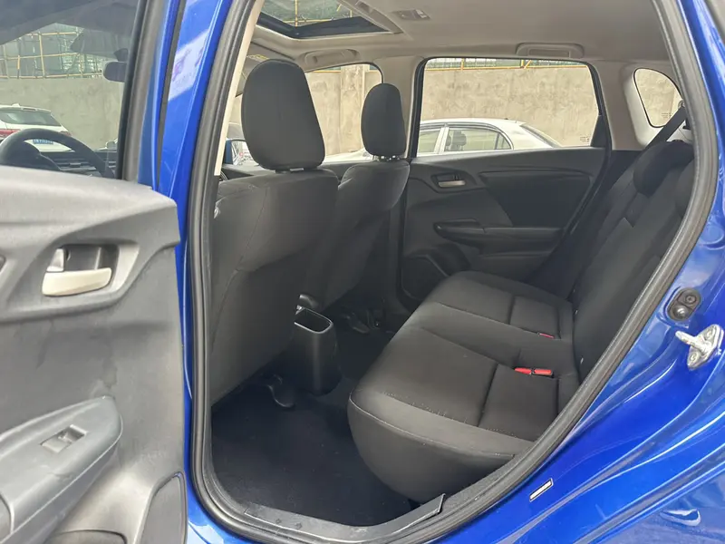 Honda Fit — фото 9