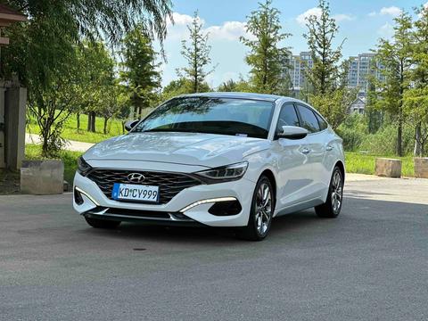 Hyundai Lafesta