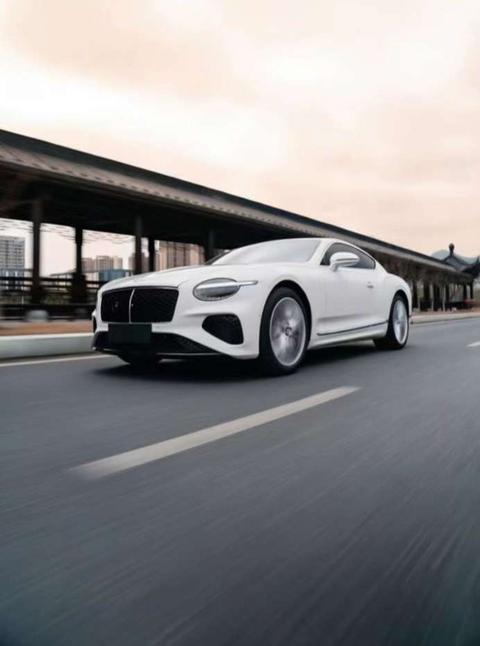 Bentley Модель не указана