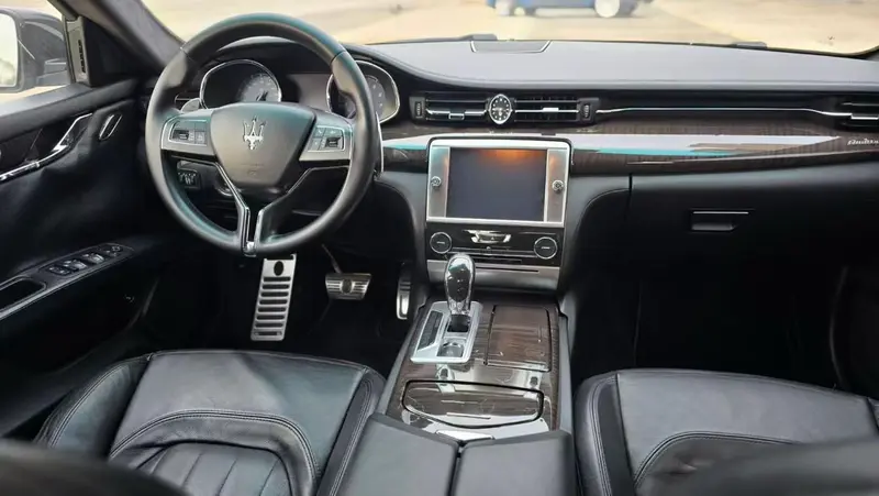Maserati Quattroporte — фото 7
