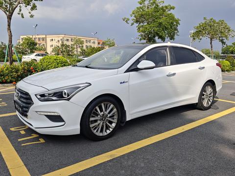 Hyundai Mistra