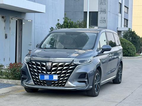 Roewe iMAX8