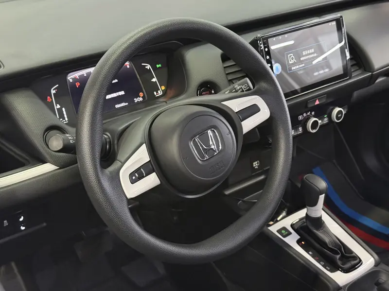Honda Fit — фото 9