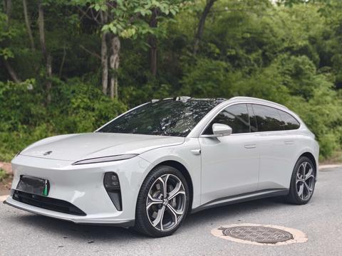 Nio ET5T