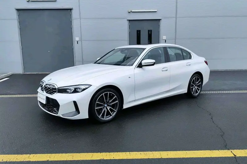 BMW 3 325i M Sport Package