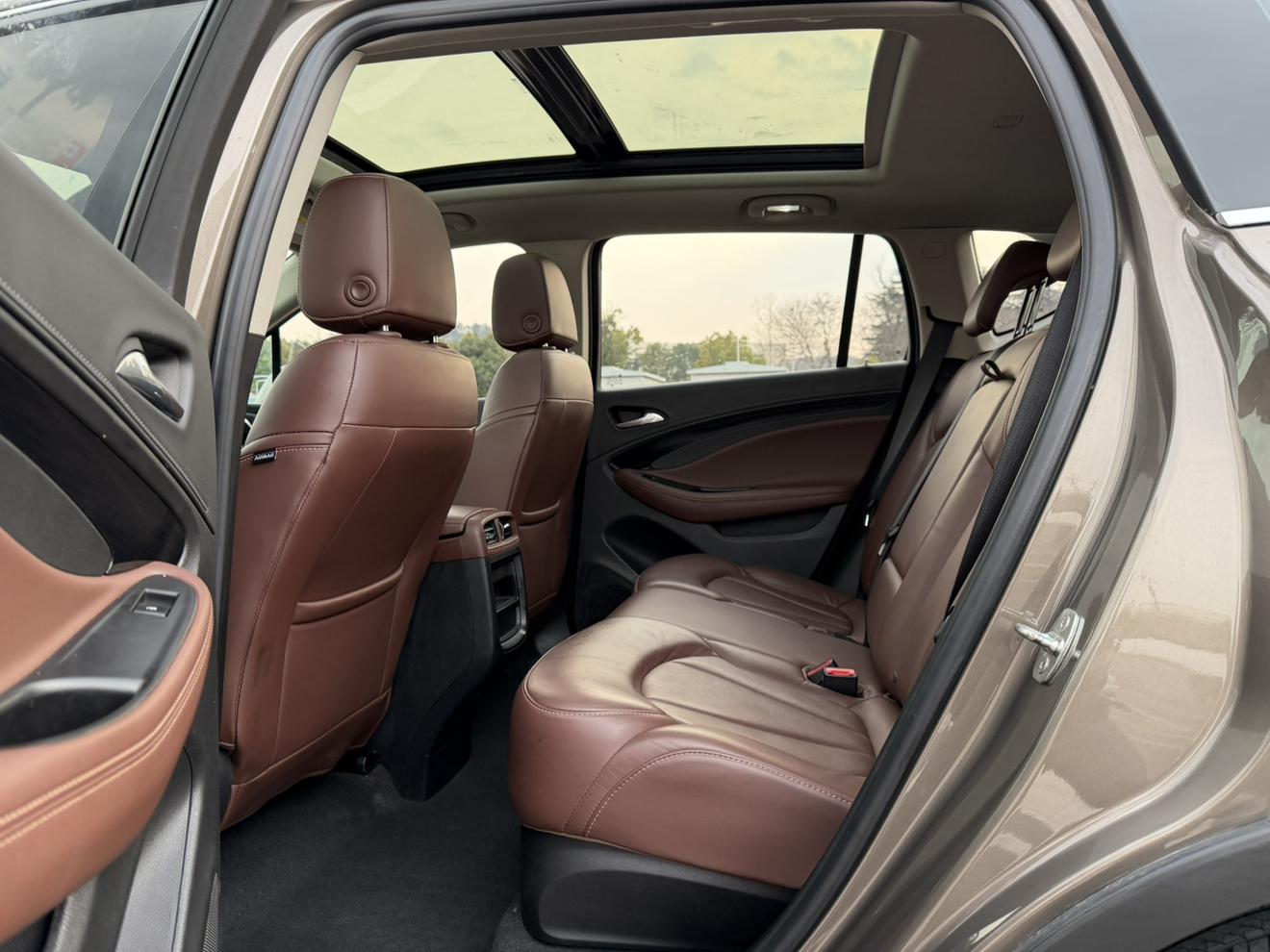 Buick Envision — фотографии объявления, Фото 10