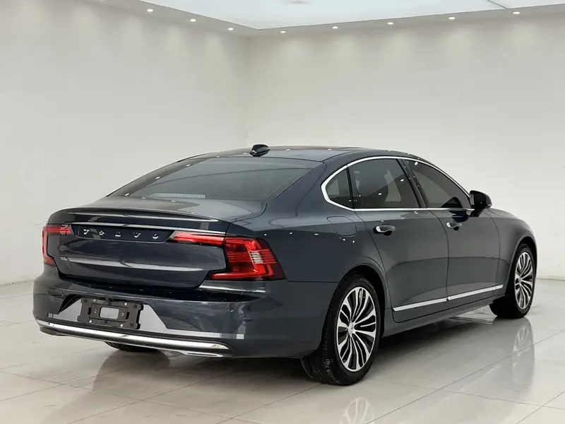 Volvo S90 — фото 6
