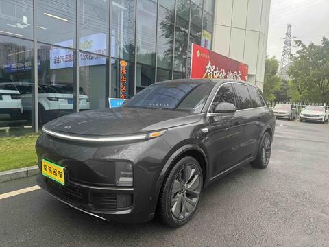 Li Auto L8