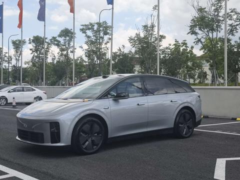 Li Auto i6