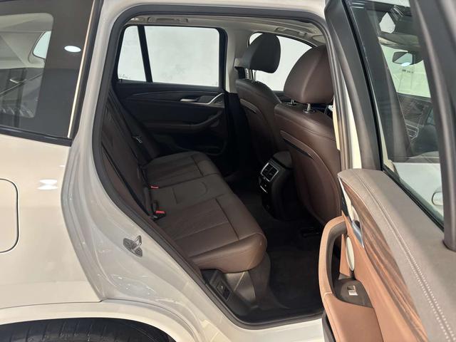 BMW X3 id 4387425 из Китая 31