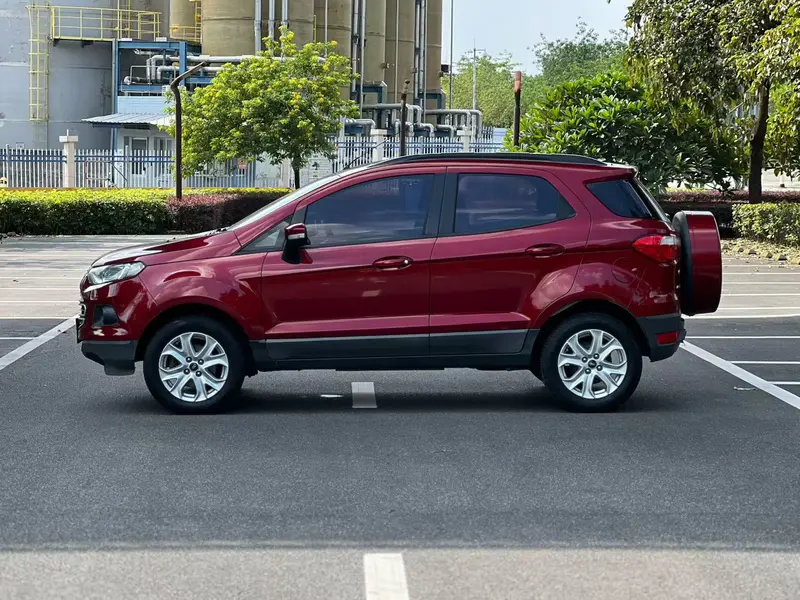 Ford EcoSport — фото 3