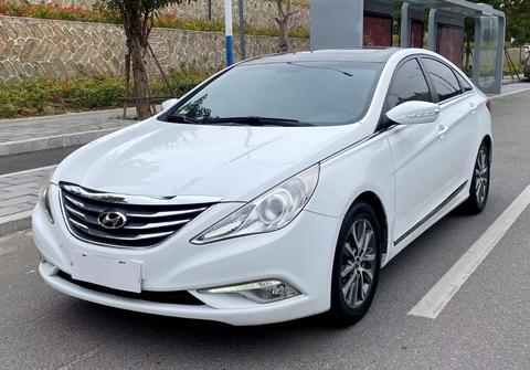 Hyundai Sonata 8