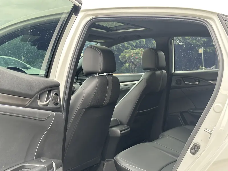 Honda Civic HAT CHBACK 220 TURBO CVT — фото 12