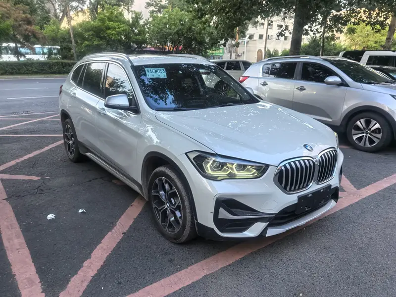 BMW X1 — фото 3