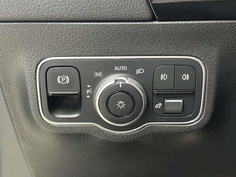 Mercedes-Benz GLA — фото 11