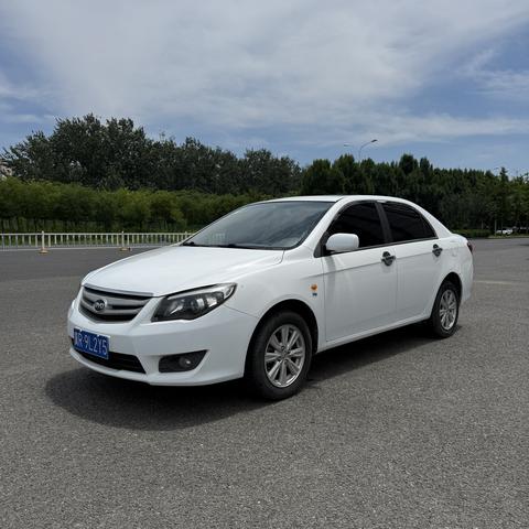 BYD L3