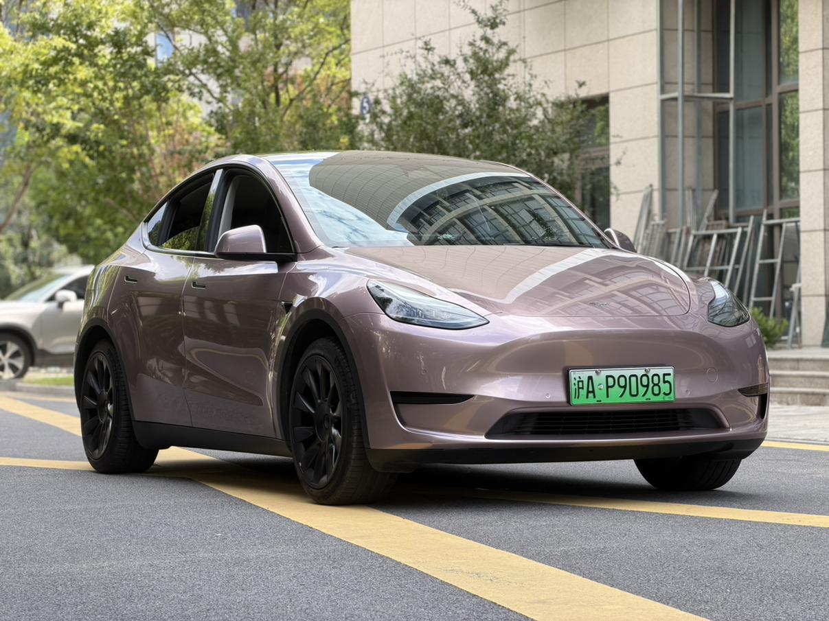 Tesla Model Y — фотографии объявления, Фото 3
