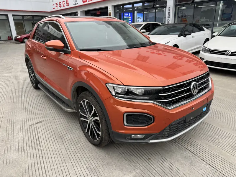 Volkswagen T-Roc — фото 3